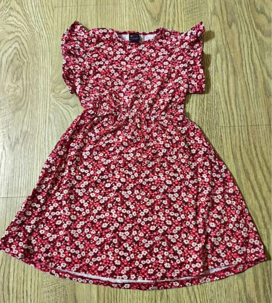 4 платья размер 116 - Фото 3