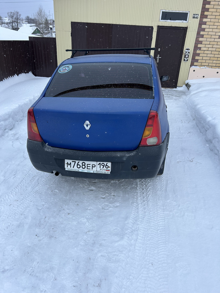 Renault Logan - Фото 5