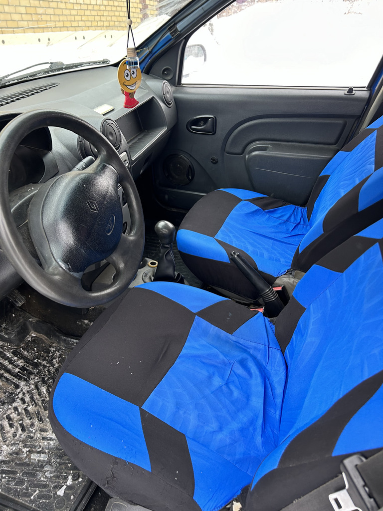 Renault Logan - Фото 6