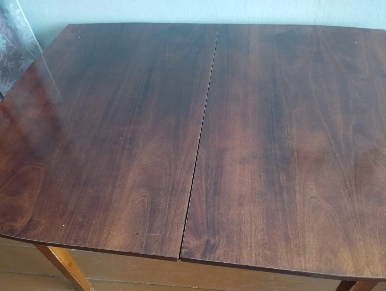 Продам для дачи тумбу под ТВ, кух.пенал, стол - Фото 1