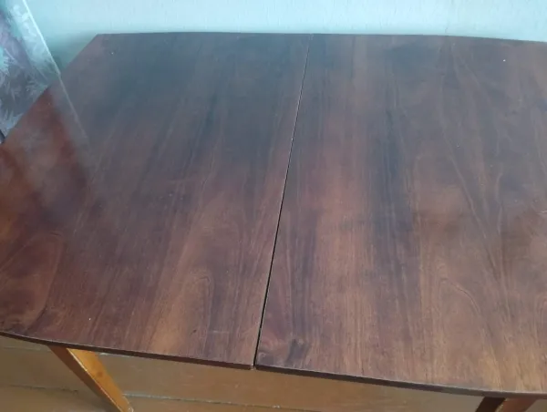 Продам для дачи тумбу под ТВ, кух.пенал, стол - Фото 1