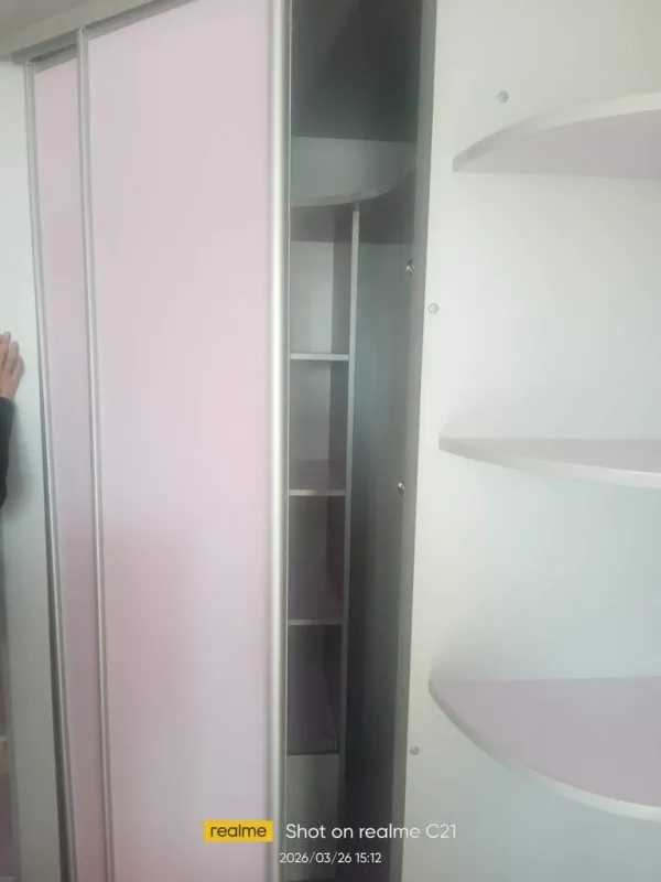 Шкаф купе очень вместительный - Фото 5