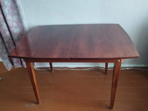 Продам для дачи тумбу под ТВ, кух.пенал, стол - Фото 2