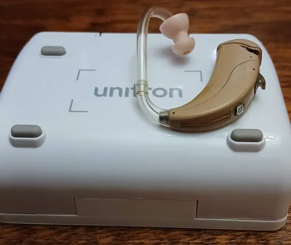 продам слуховой аппарат unitron - Фото 1