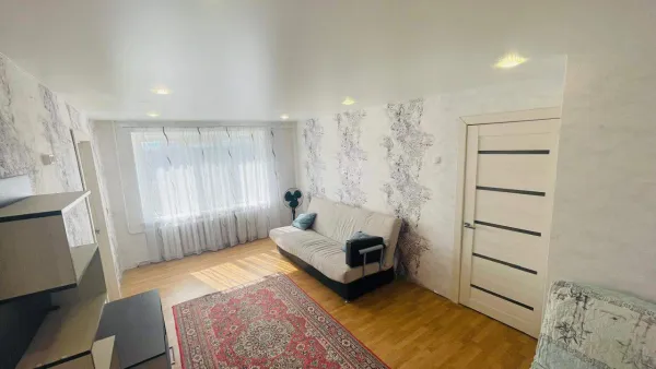 Продам 4х-комнатную квартиру. - Фото 1