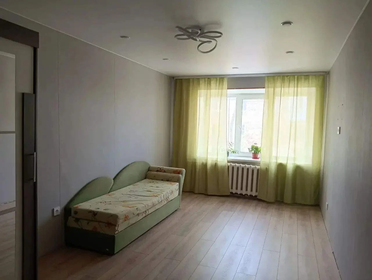 Продам 2-х комнатную квартиру - Фото 1