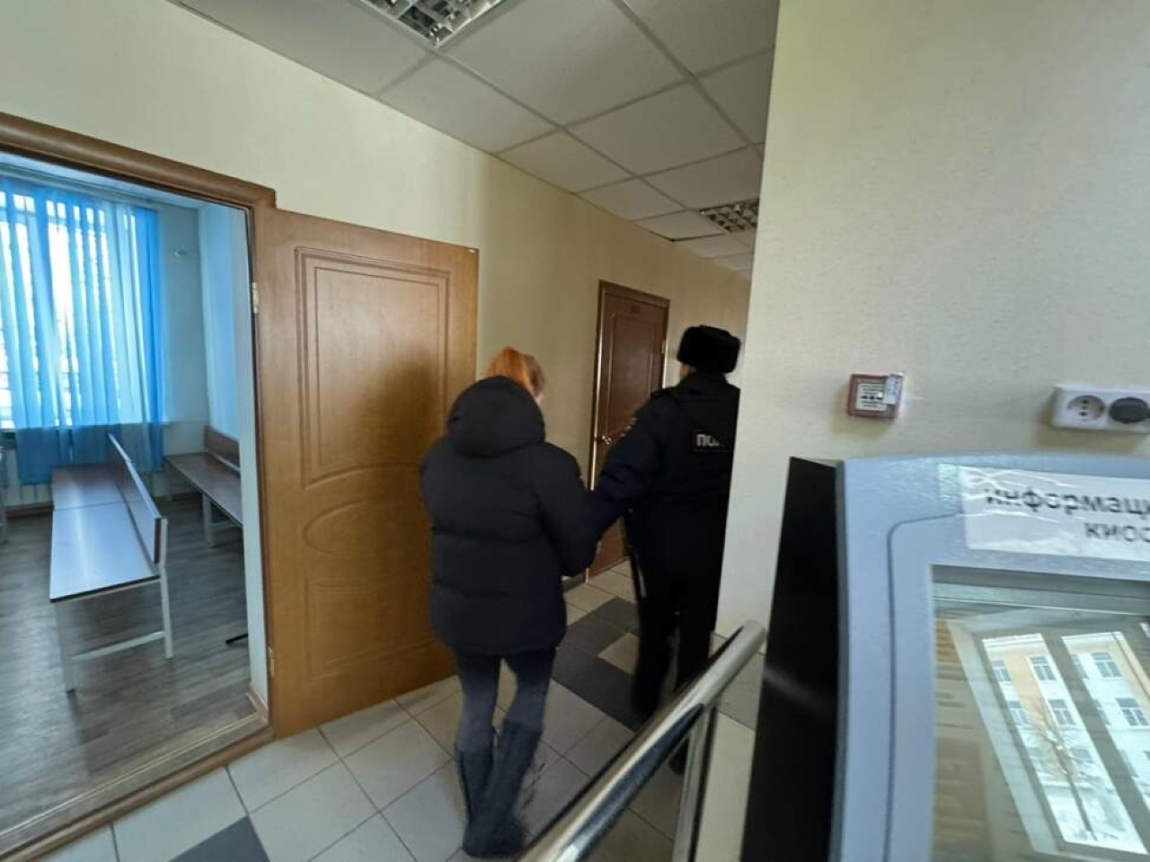 Суд заключил под стражу жительницу Кушвы, обвиняемую в истязании несовершеннолетнего ребенка…