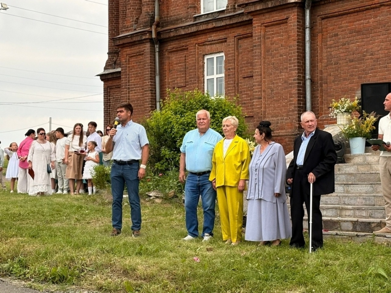 Всё из семьи берет разбег