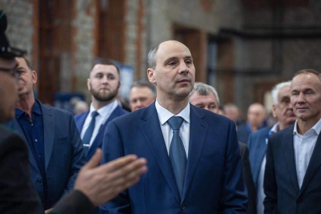 Подписчики губернатора попросили его уволить семерых мэров.