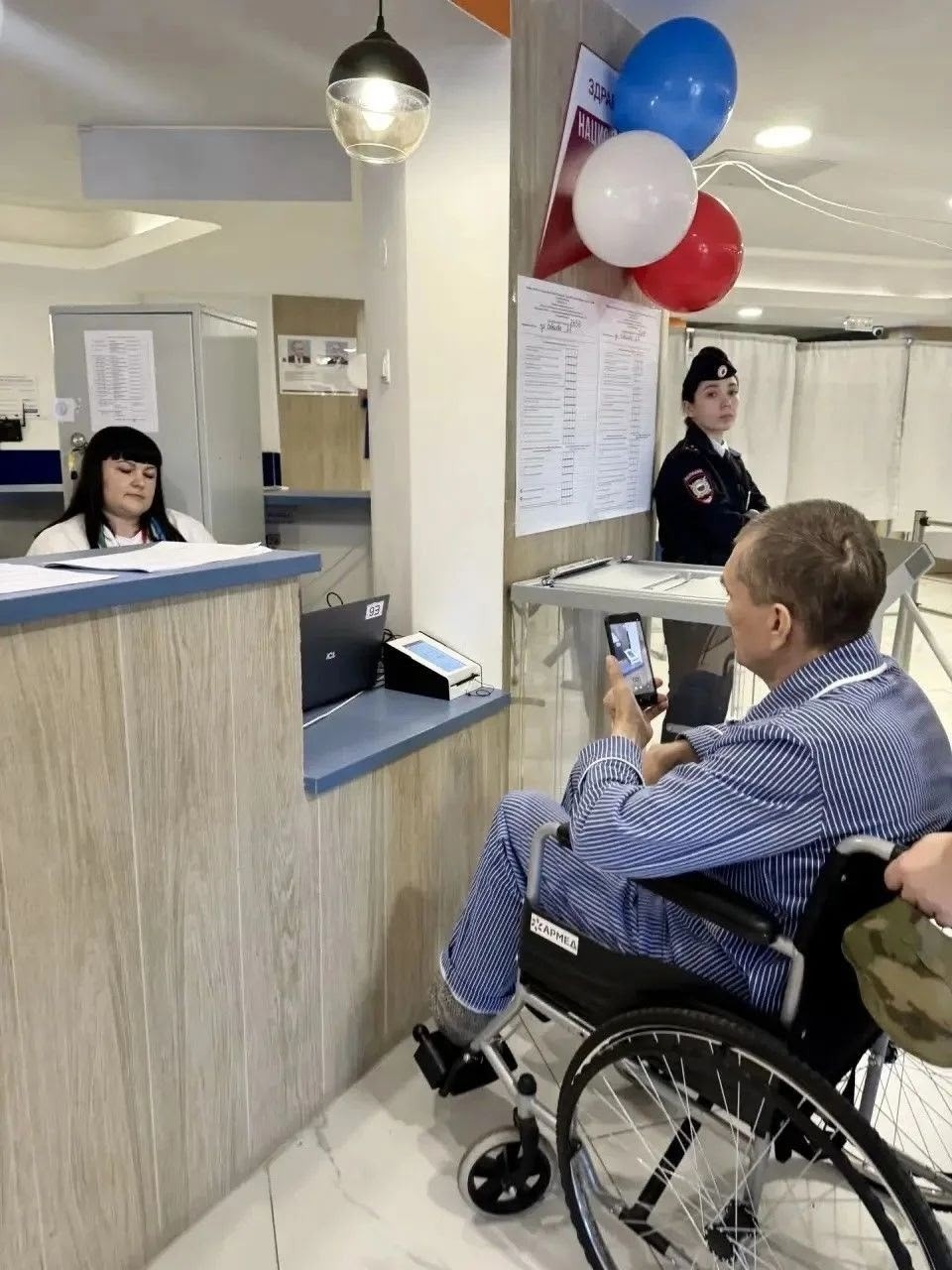Дополнительные условия созданы на избирательных участках Свердловской области для людей с ограниченными возможностями здоровья