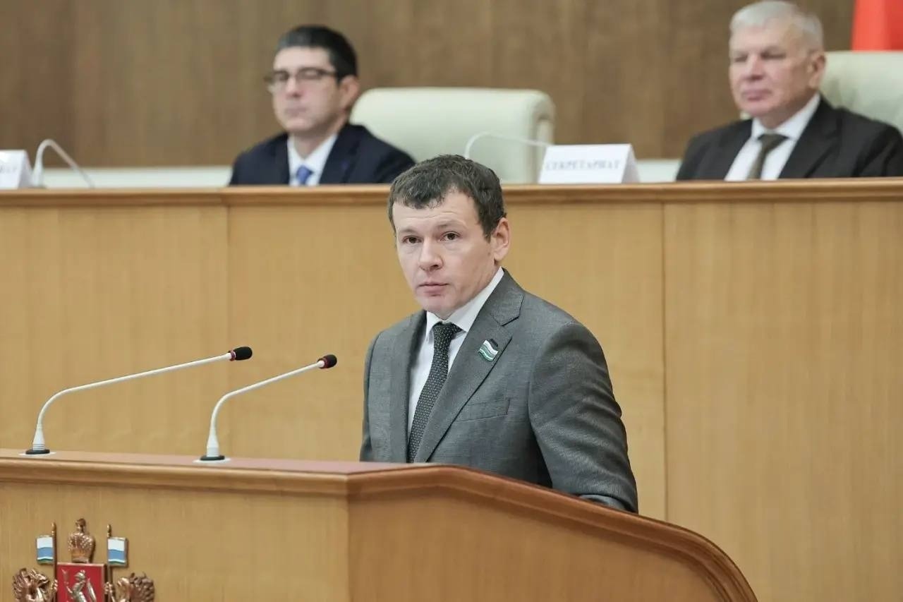 Новым председателем Заксобрания Свердловской области стал Дмитрий Жуков
